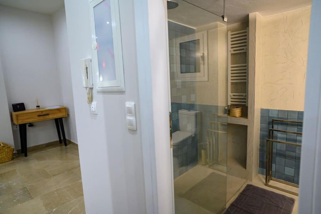 Appartamento Boho 2 Bdr Luxury Meets The East Atene Esterno foto