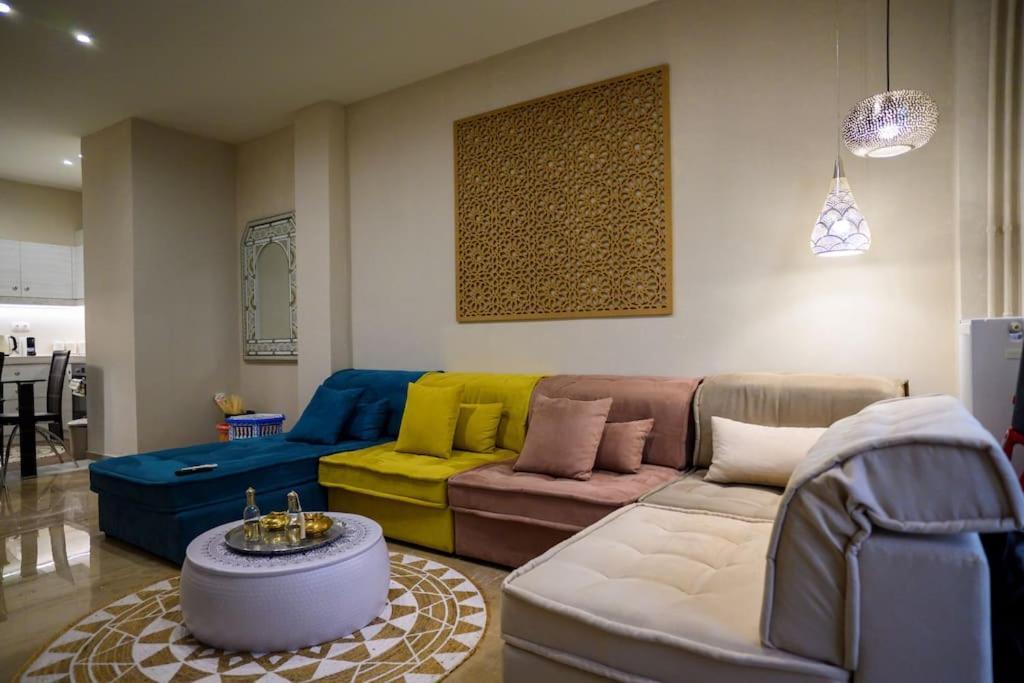 Appartamento Boho 2 Bdr Luxury Meets The East Atene Esterno foto